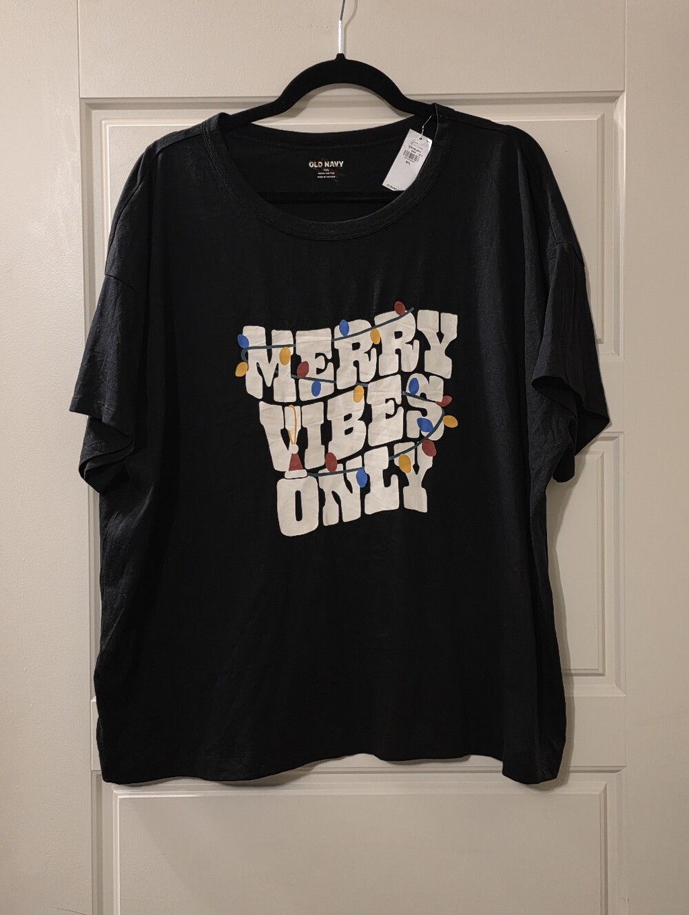 Old Navy Black Graphic Tee with 'Merry Vibes Only' Lettering Christmas Tee XXL